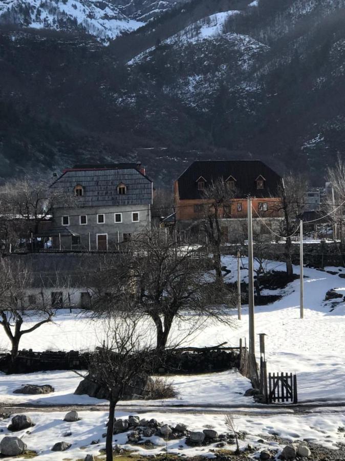Bujtina Leke Gerla Theth Exterior photo