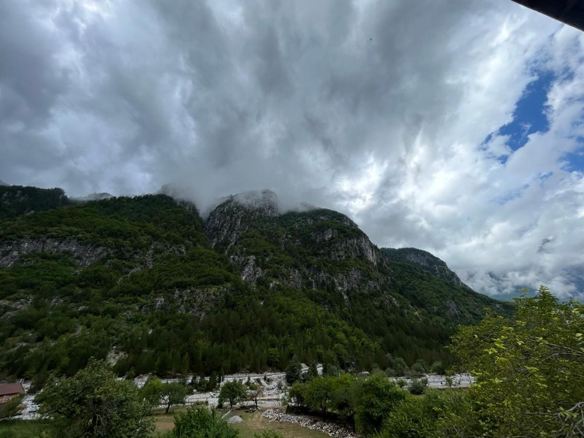 Bujtina Leke Gerla Theth Exterior photo